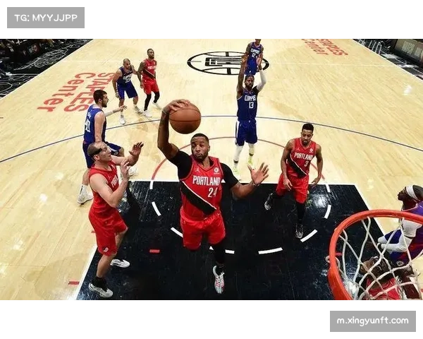 比卢普斯开拓者暂停时机 末节追分阶段战术布置